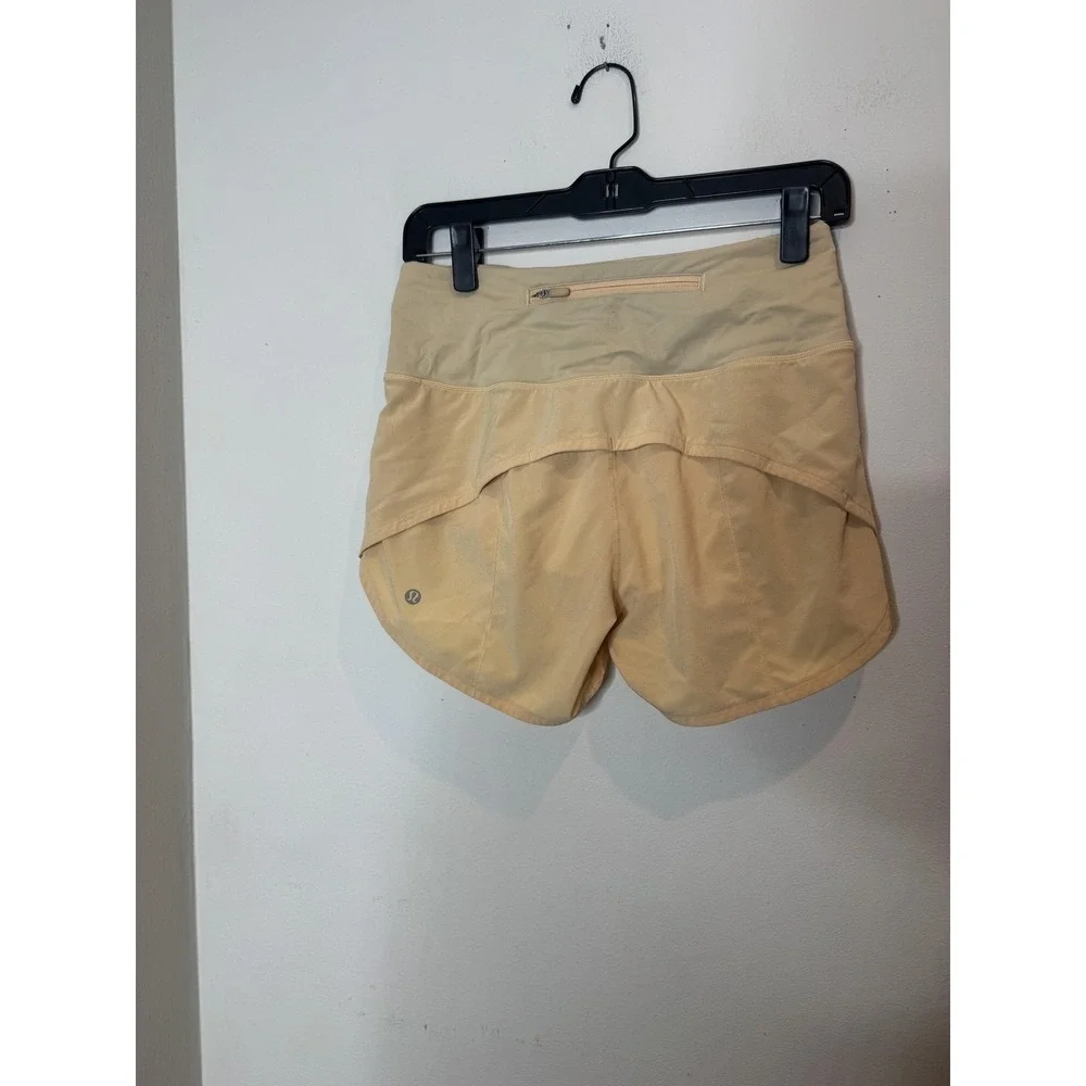 Lululemon Shorts Womens 4 Beige High Rise Lined 2.5